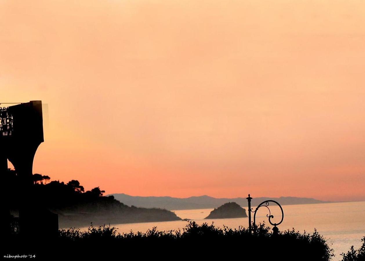 Casa Lungomare Villa Giardini-Naxos Kültér fotó